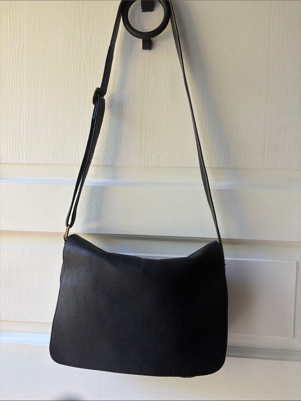 Bass Black Leather Saddle Bag for Women - Picture 2 of 11